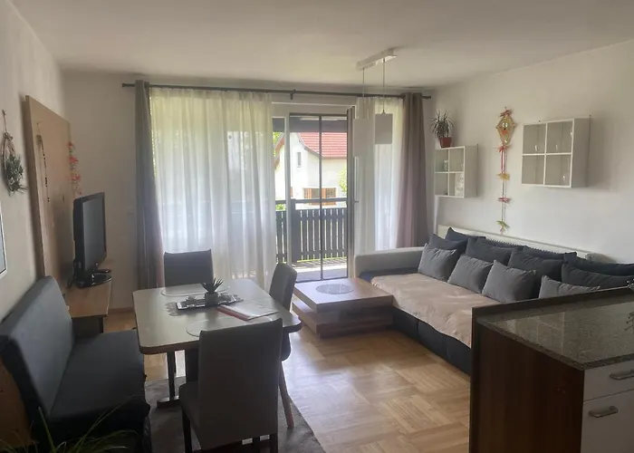 Διαμέρισμα Wohnhaus Sued Herzogsdorf